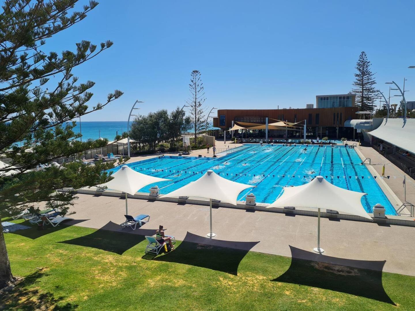 Scarborough Beach Front Resort - Shell Seven Perth Exterior photo